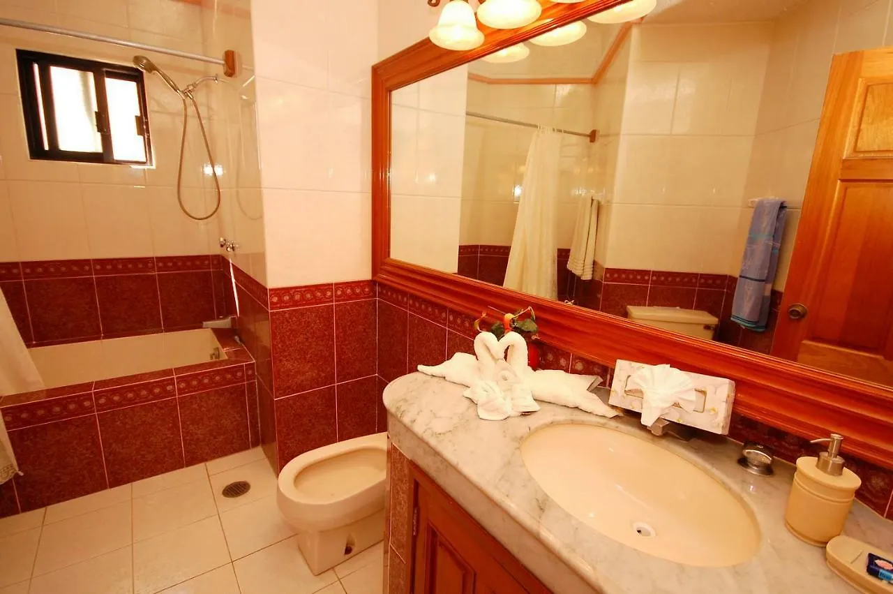Seven Seas Unit 6 Hotel Akumal Apartment